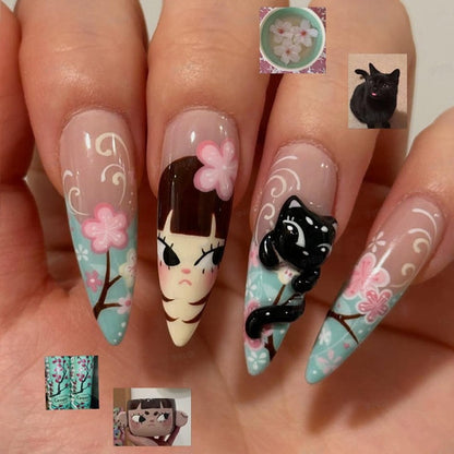 Kunstnagelset mit blühenden floralem Design von Brehn
