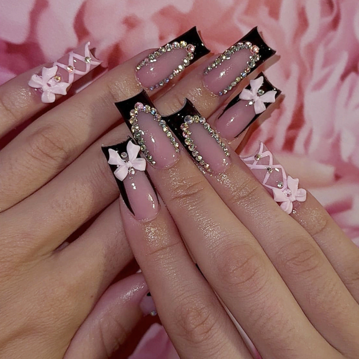 Dekoratives Langes Stiletto Nagelkunstdesign Brehn