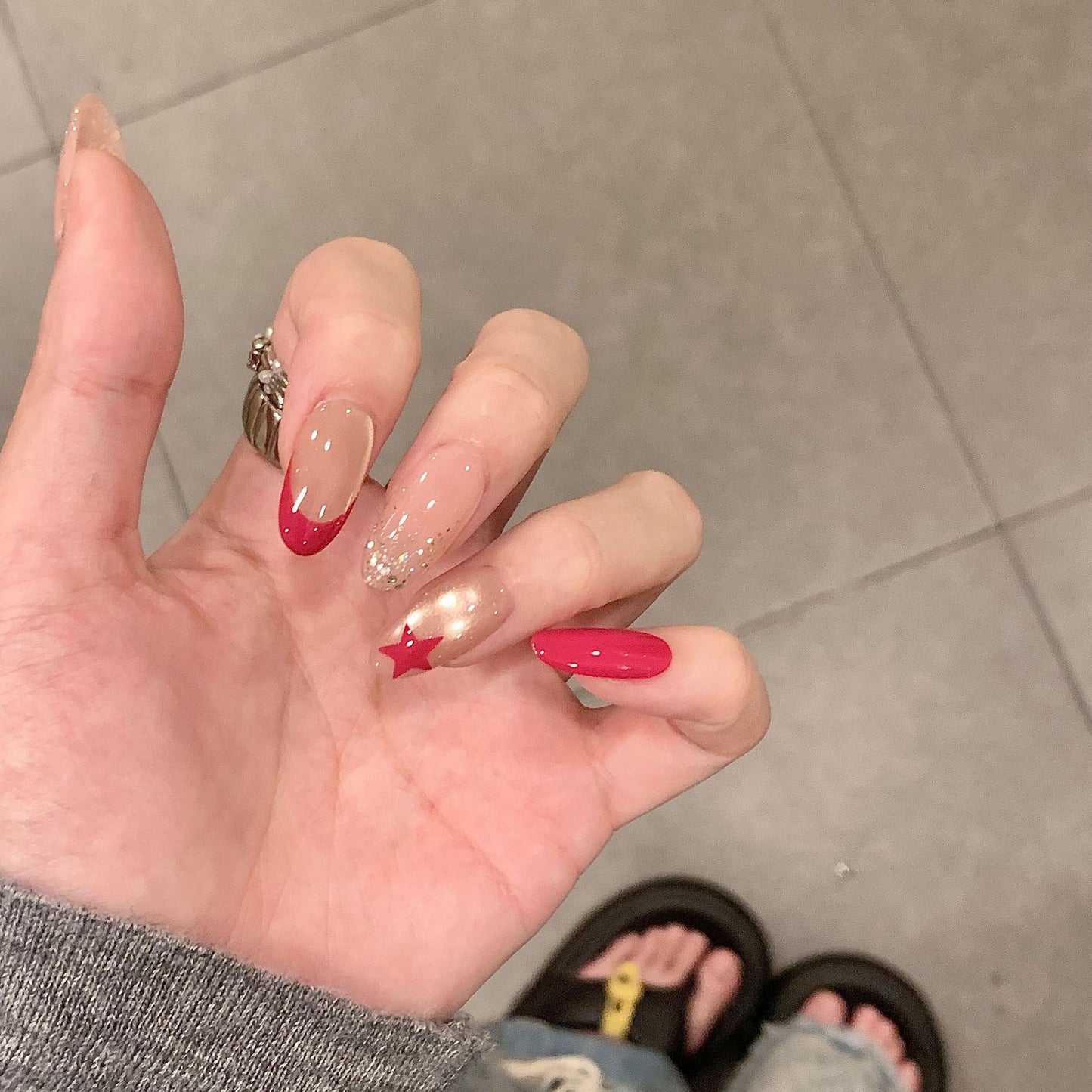 Kunstnagelknips mit Glamour-Details Brehn