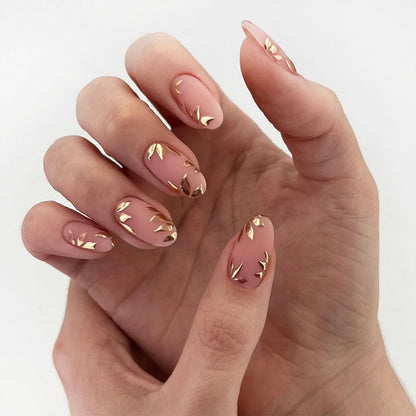 Elegante Goldblatt Nail Art Brehn
