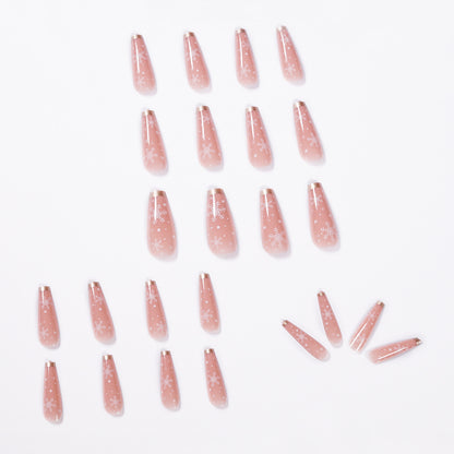 Kunstvolle Weihnachts-Nagelkunst Brehn