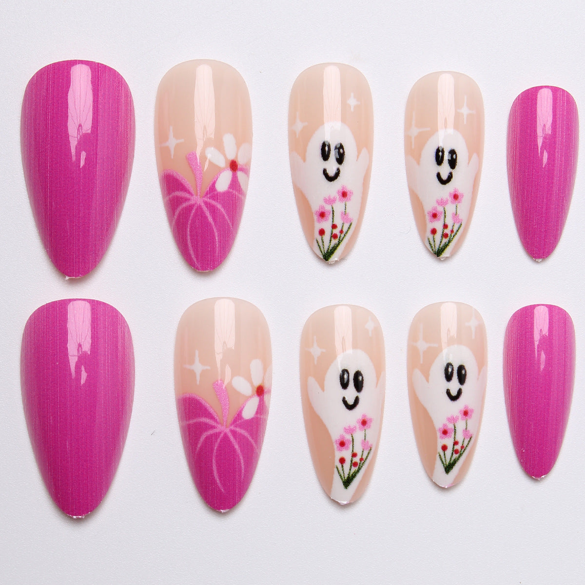 Kreatives Kunstnagel-Set mit Gespenst-Design Brehn