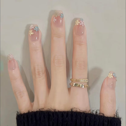 Florale Nagelkunst Extensions
