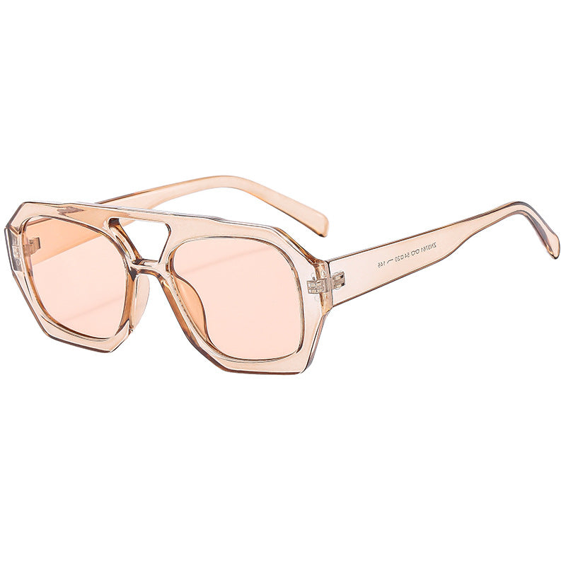 Damen Modische Sonnenbrille im zeitgenössischen Design Brehn