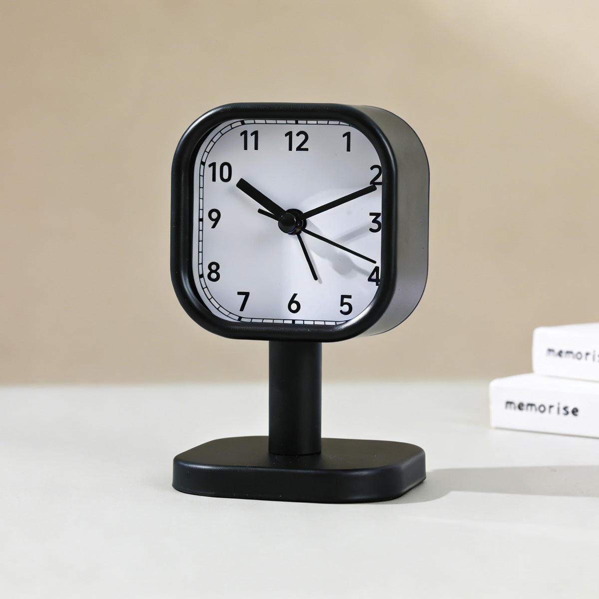 Minimalistische Tischuhr Brehn