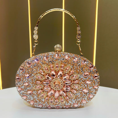 Dekorative verzierte Abendhandtasche