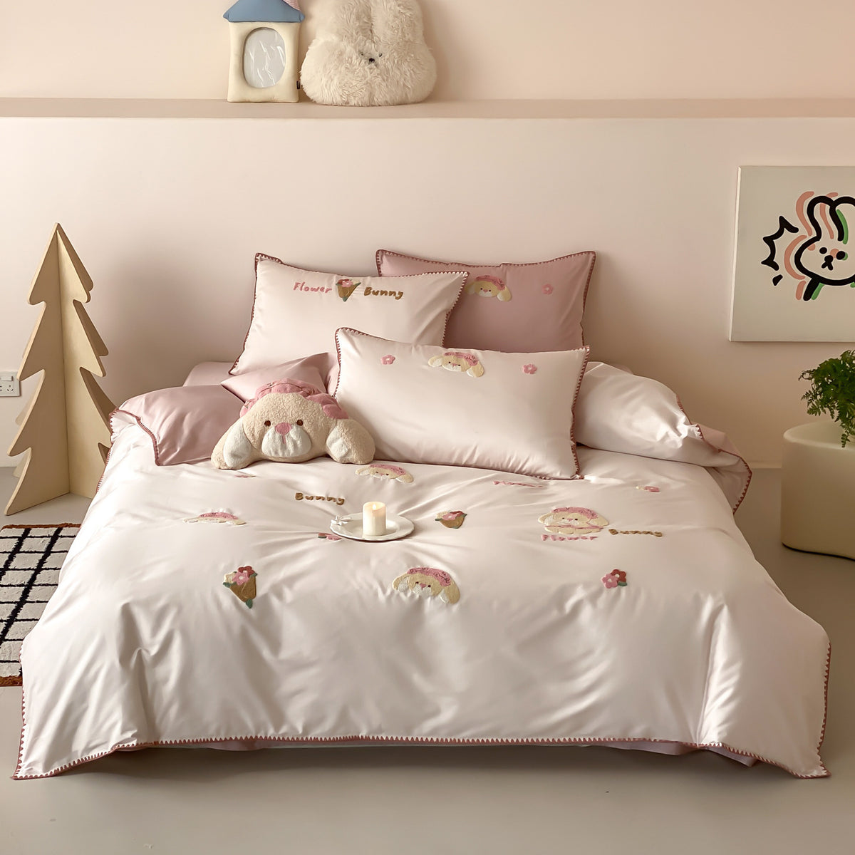 Luxuriöses Satin-Effekt Bettbezug-Set mit bestickten Glücks-Pferde-Applikationen