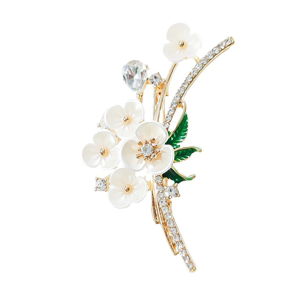 Exquisite Blumenbrosche Brehn