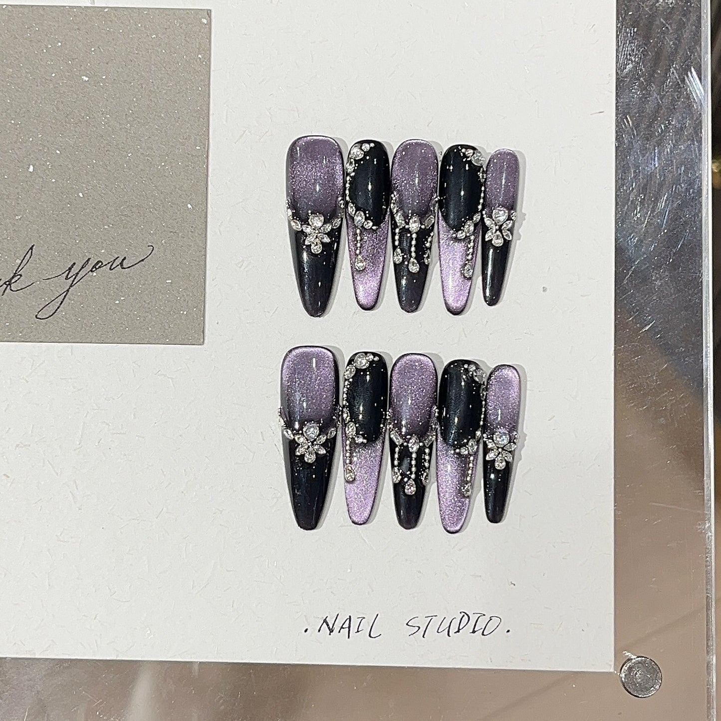 Glamouröse dekorative Nagelkunst Brehn