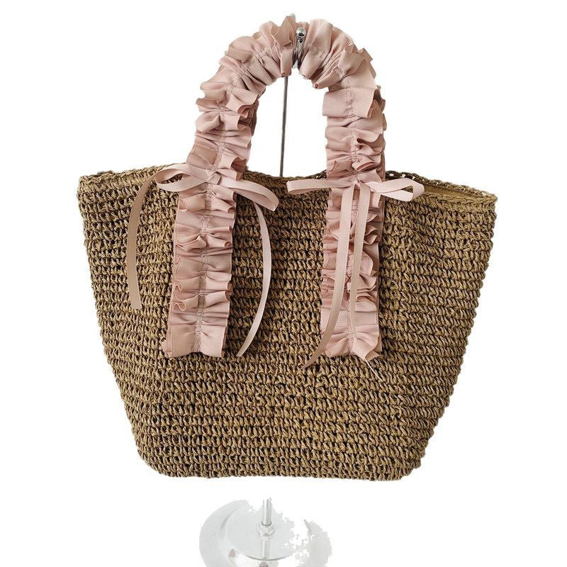 Gehäkelte Strandtasche mit Eleganten Satinakzenten Brehn