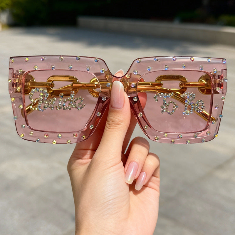 Dekorative perlenbesetzte Katzenaugen-Sonnenbrille Brehn