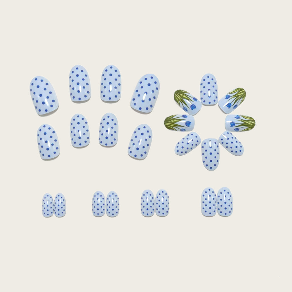 Kunstnägel Im Stilvollen Blauen Blüten-Design Brehn