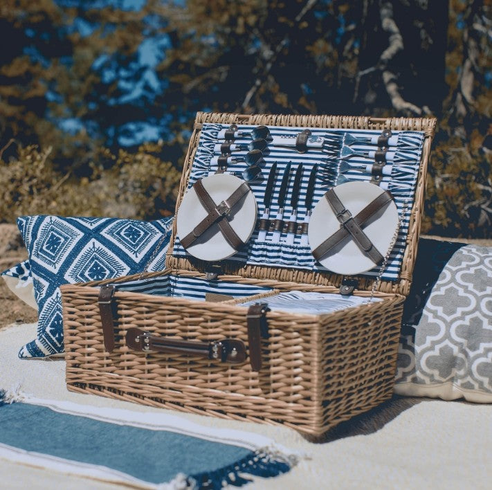 Damen Picknickkorb mit integriertem Geschirrset und platzsparendem Design Brehn