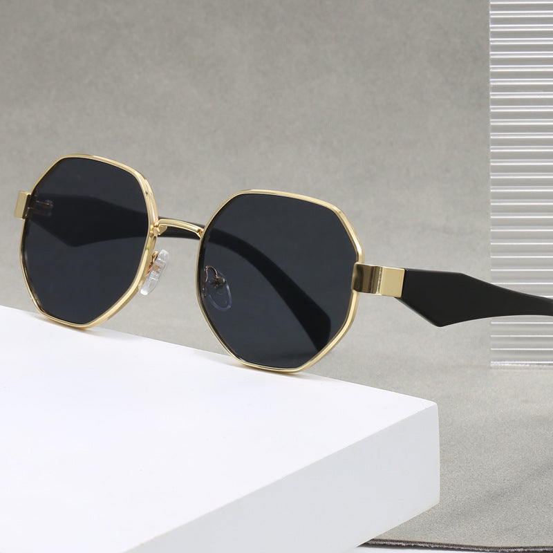 Damen modische Sonnenbrille mit hochwertigem rechteckigem Rahmen und UV-Schutz Brehn