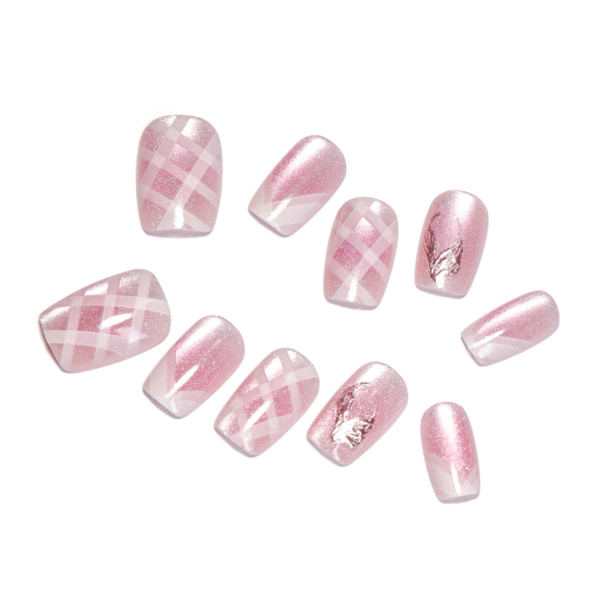 Nagelkunstset mit glamourösem Glitzer- und Schrägdesign Brehn