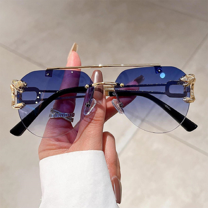 Damen ausgefallene runde Sonnenbrille mit dekorativen Details Brehn