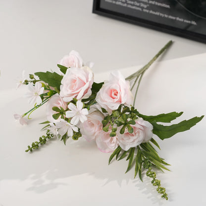 Künstliche Blumenarrangement