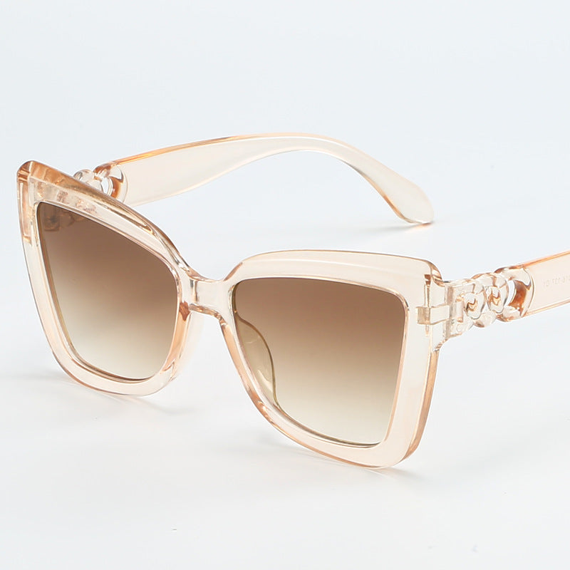 Damen moderne Cat-Eye Sonnenbrille mit klarem Rahmen und UV-Schutz Brehn