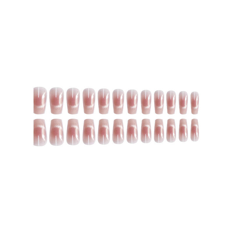 Elegantes French Tip Nagelset Brehn