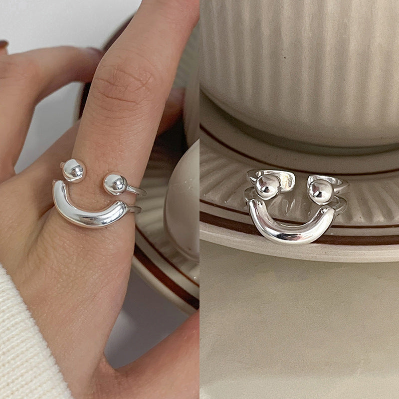 Verstellbarer Silberner Blumenmuster Ring Brehn