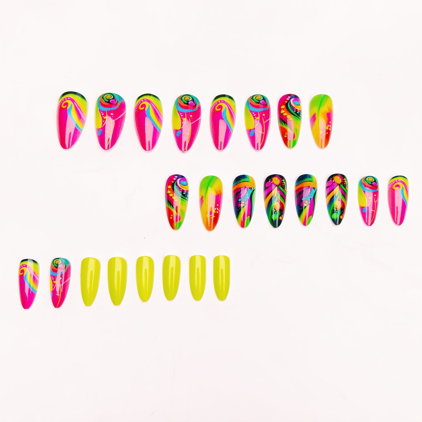 Kreative Kunstnägel mit Neon-Muster Brehn