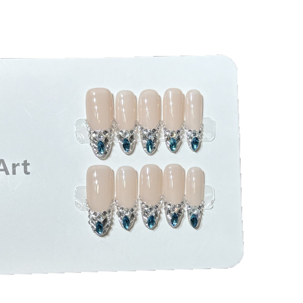 Elegantes Press-On-Nagelset mit Strassakzenten Brehn