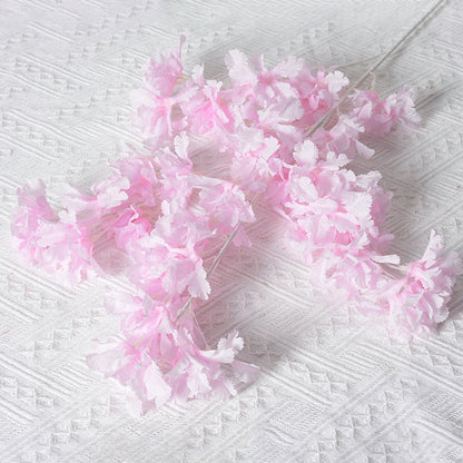 Elegante falsche Blumenranken Dekoration