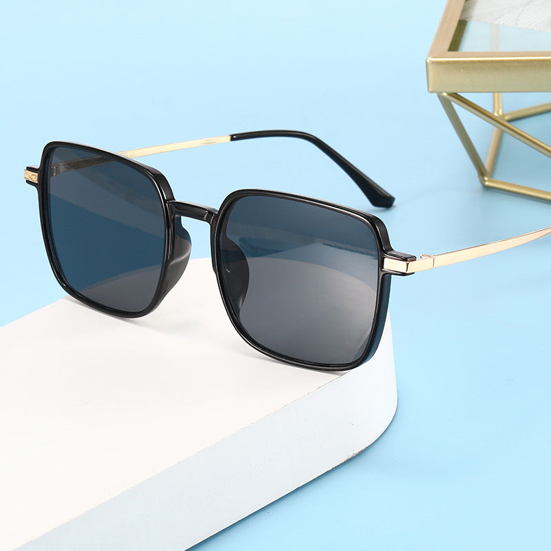 Damen modische oversized Sonnenbrille mit exklusiven Metall-Details Brehn