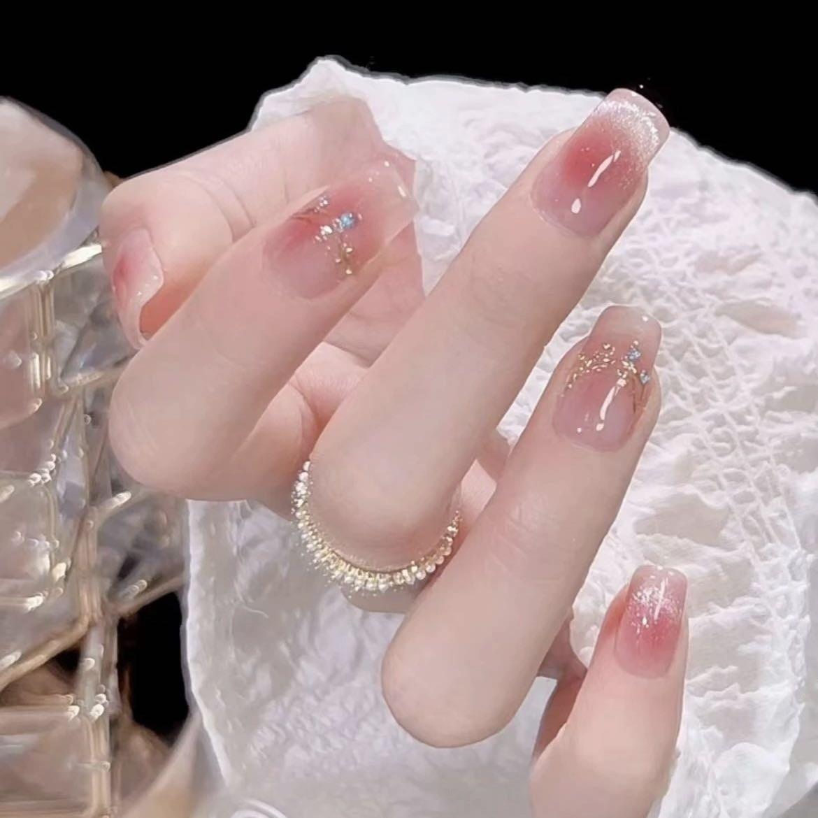 Elegantes Gradient Press-On Nail Set Brehn