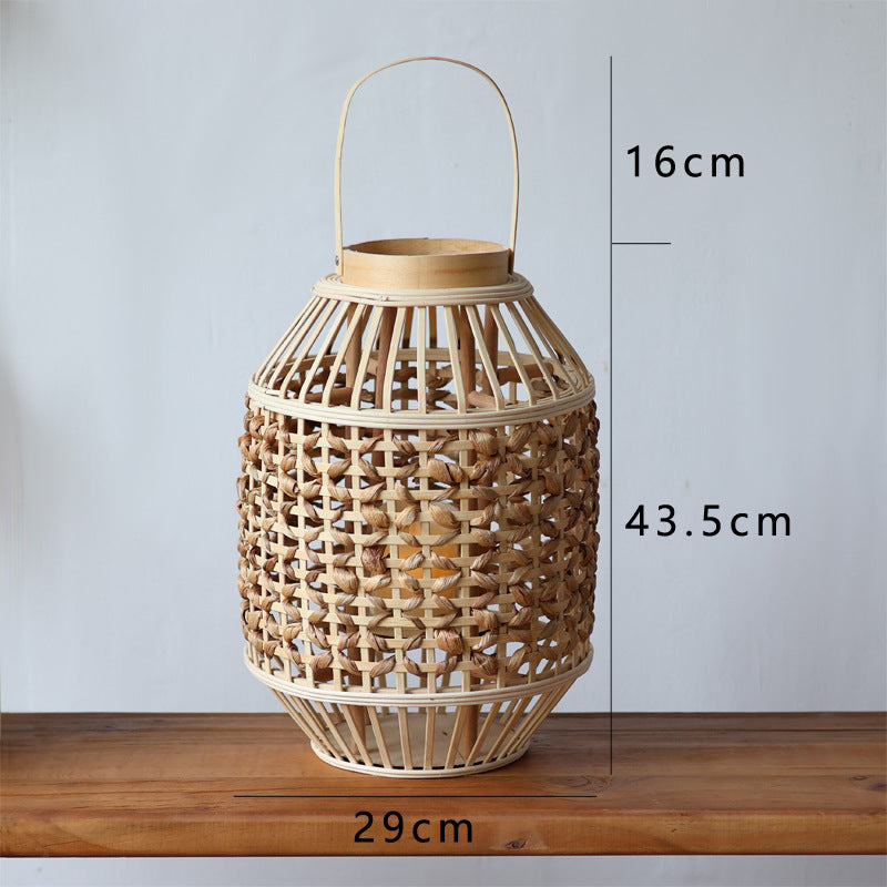 Handgefertigte Rattan-Laterne Brehn