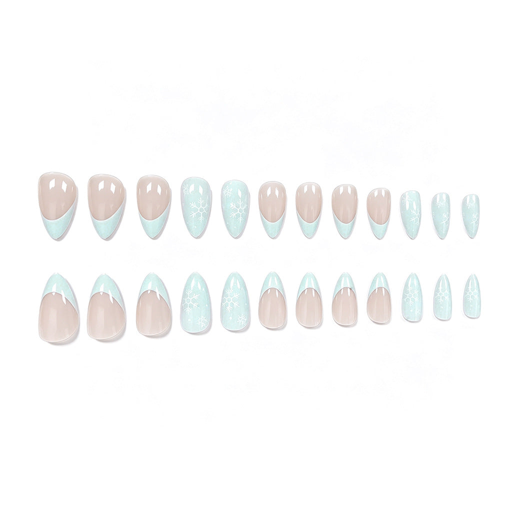 Künstlerische French Tip Acrylnagelverstärkungen Brehn