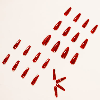 Kunstvolle Stiletto-Nägel mit floralem 3D-Design Brehn