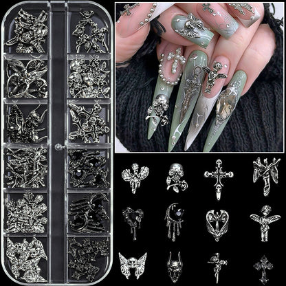 Dekorative Metall-Nagelkunst Charms