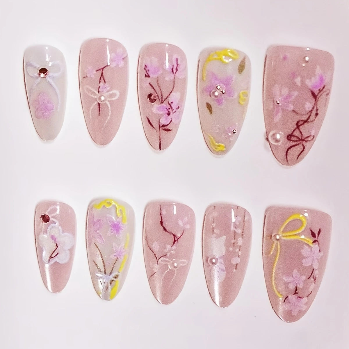 Künstlerisches Floral Press-On Nagelset Brehn 1789447219