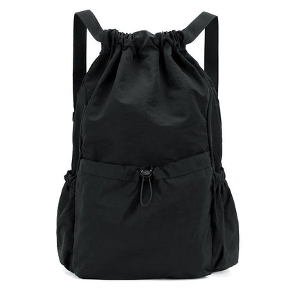 Leichter Outdoor-Rucksack mit Kordelzug