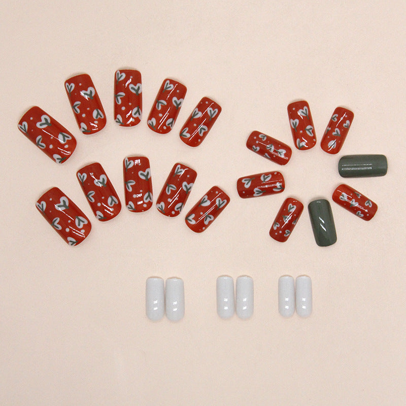 Künstlerisches Herzdesign Press-On Nagelspitzen Brehn