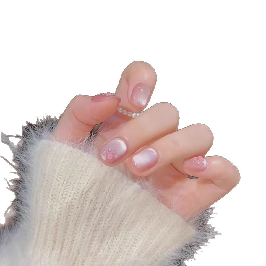 Künstlerisches Press-On-Nageldesign Brehn