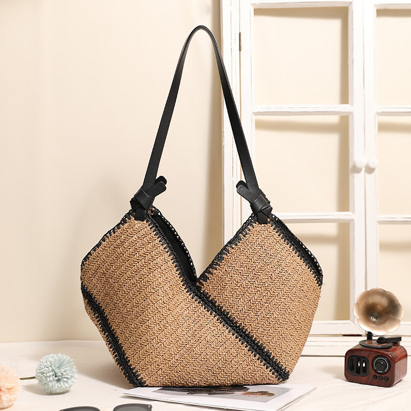 Handgefertigte Boho-Tasche mit Lederakzenten Brehn