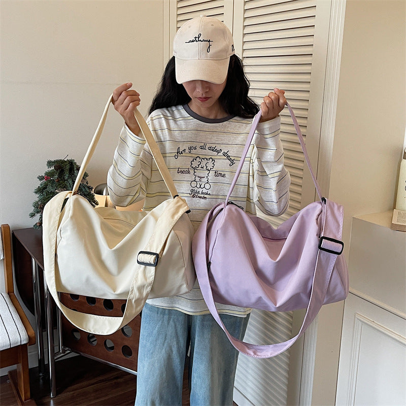 Sportliche Reisetasche mit Vielseitigen Fächern Brehn