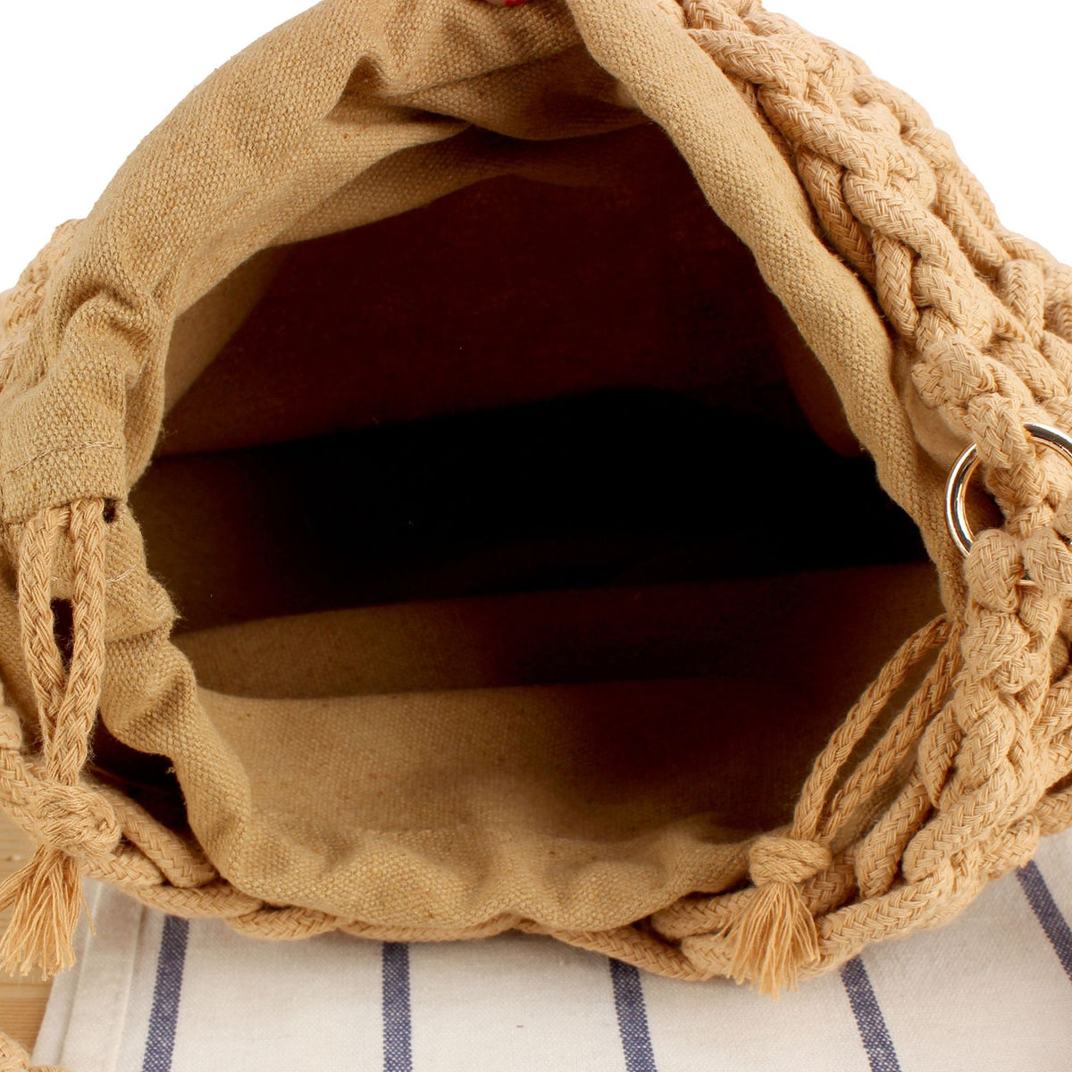 Handtasche mit Kunstvollem Makramee-Design Brehn