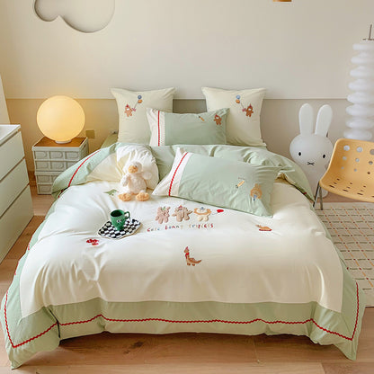 Kinderbettwäsche-Set mit bestickten Hasen‑Applikationen und Baumwollsatin