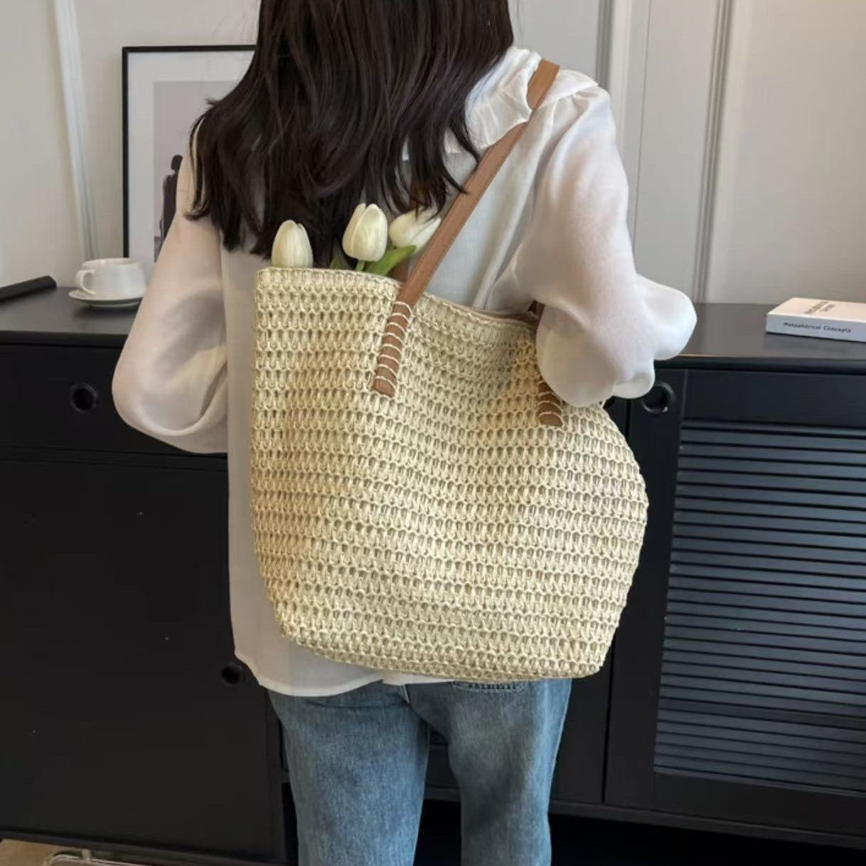 Handtasche Aus Geflochtenem Naturmaterial mit Ledernen Tragegriffen Brehn