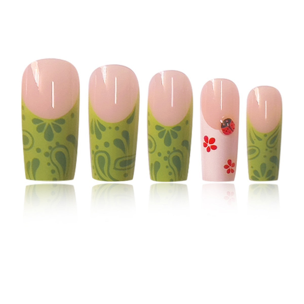 Kreative floral-inspirierte Press-On-Nagelverlängerungen Brehn