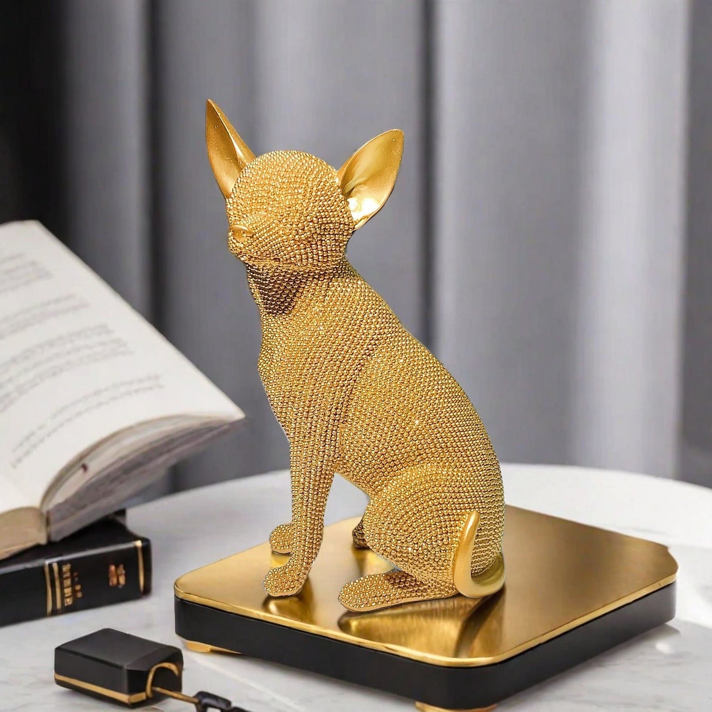 Dekorative Hundefigur im modernen Design Brehn