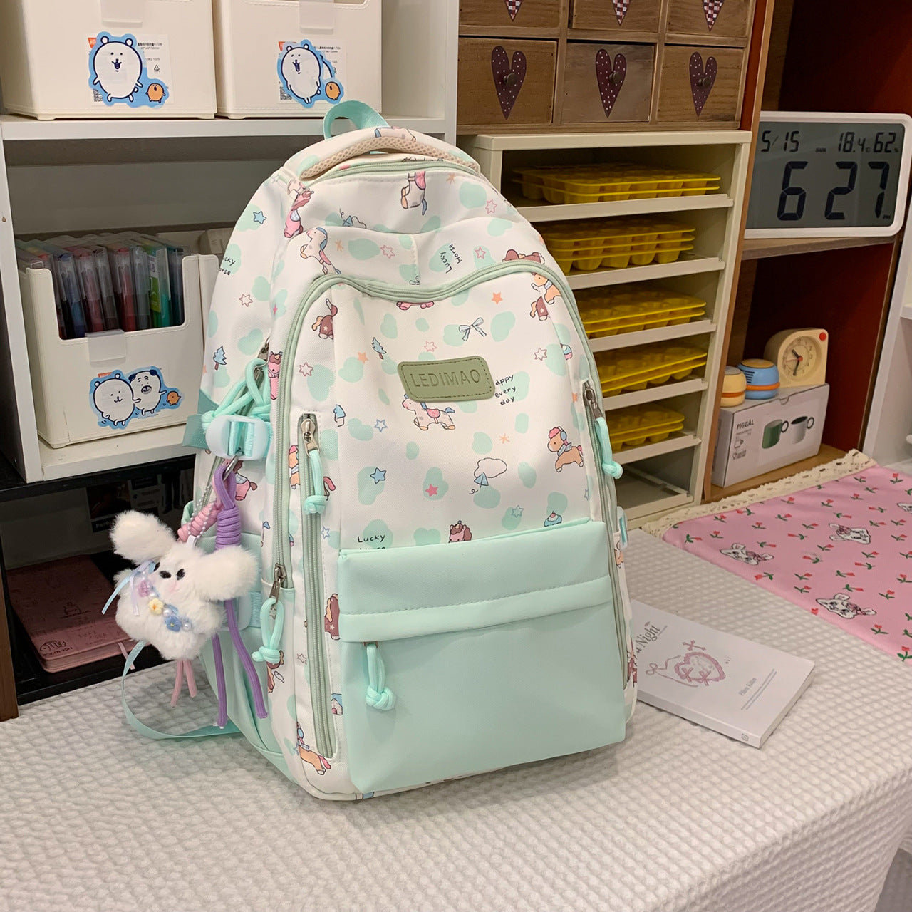 Verspielter Tiergrafik-Rucksack