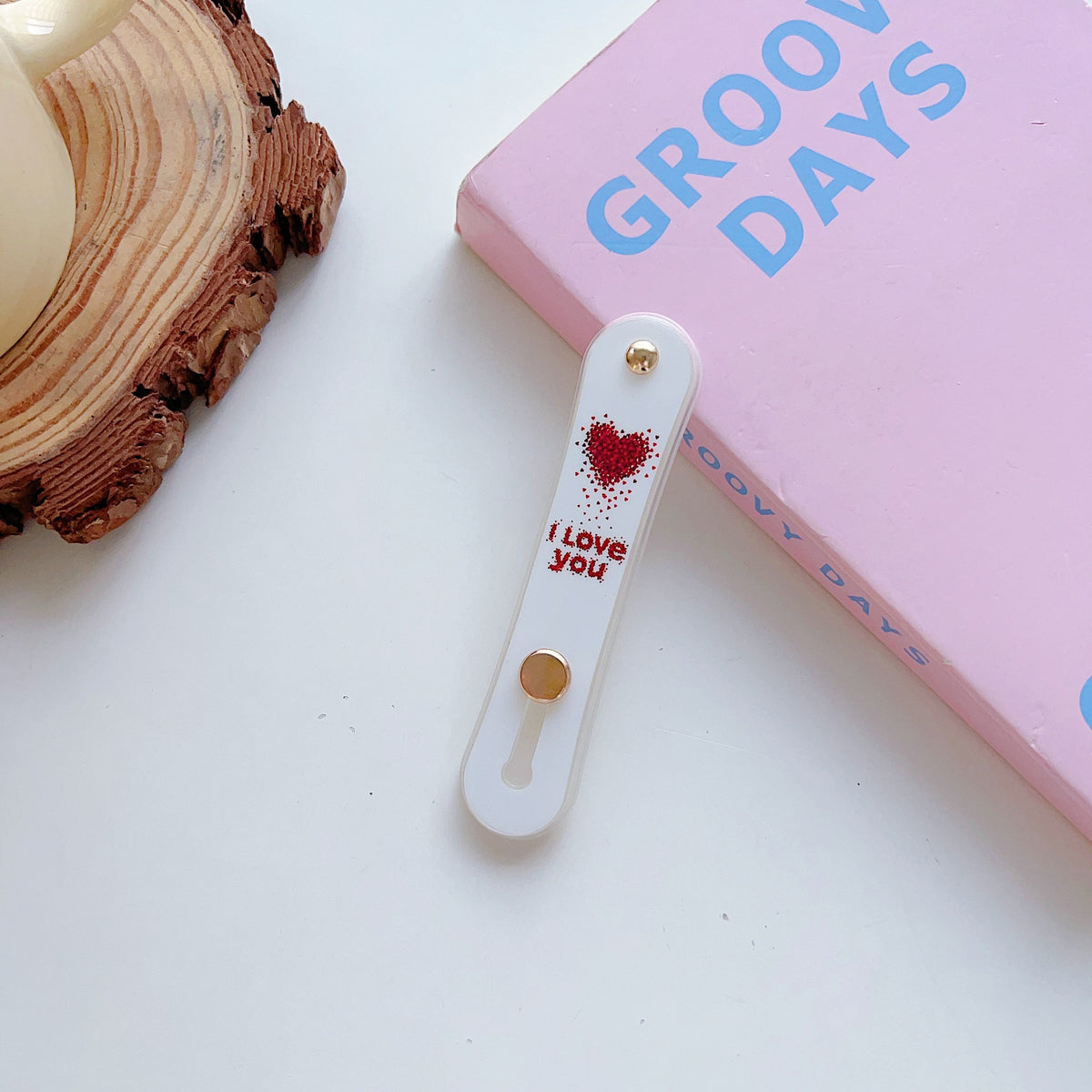 Dekorativer Herzdesign-Lesezeichen Brehn