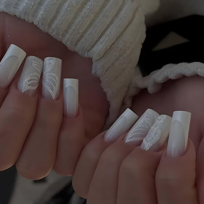 Kunstnagelset mit elegantem transparentem Design Brehn