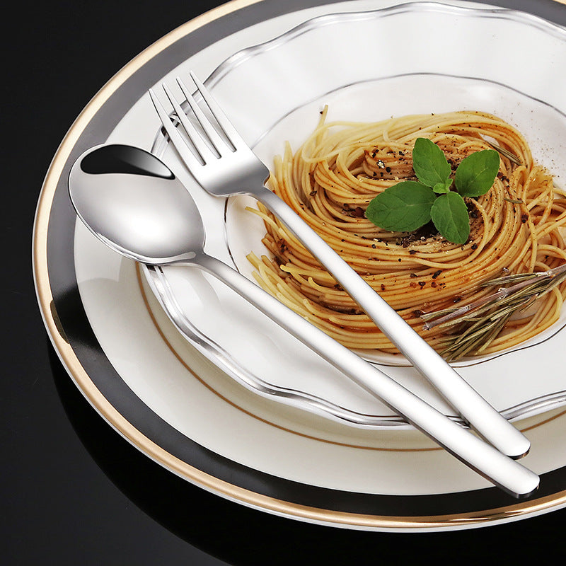 Eleganter Dessertlöffel mit Luxuriöser Goldener Oberfläche Brehn