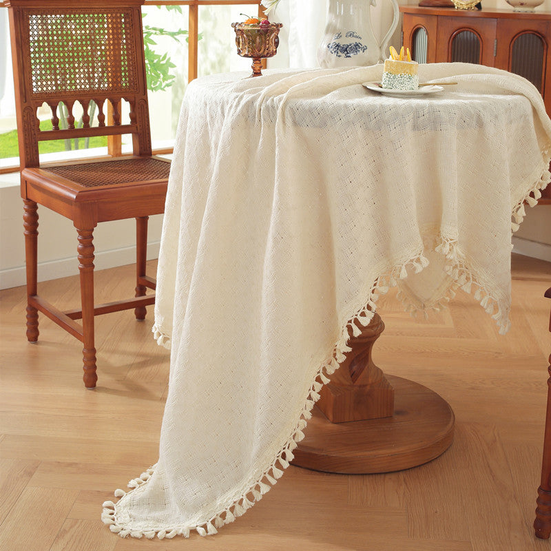 Verschnörkelte Tischdecke