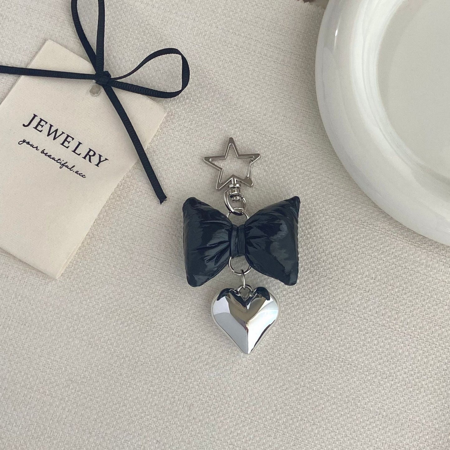 Bow-förmiger Charm Schlüsselanhänger Brehn